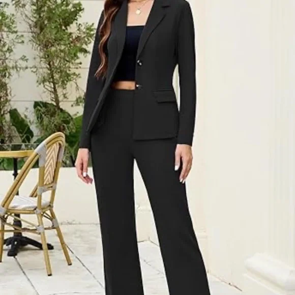 Agenlulu 2 piece Business Suit - Picture 4 of 9